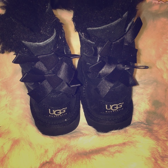 toddler uggs 7c